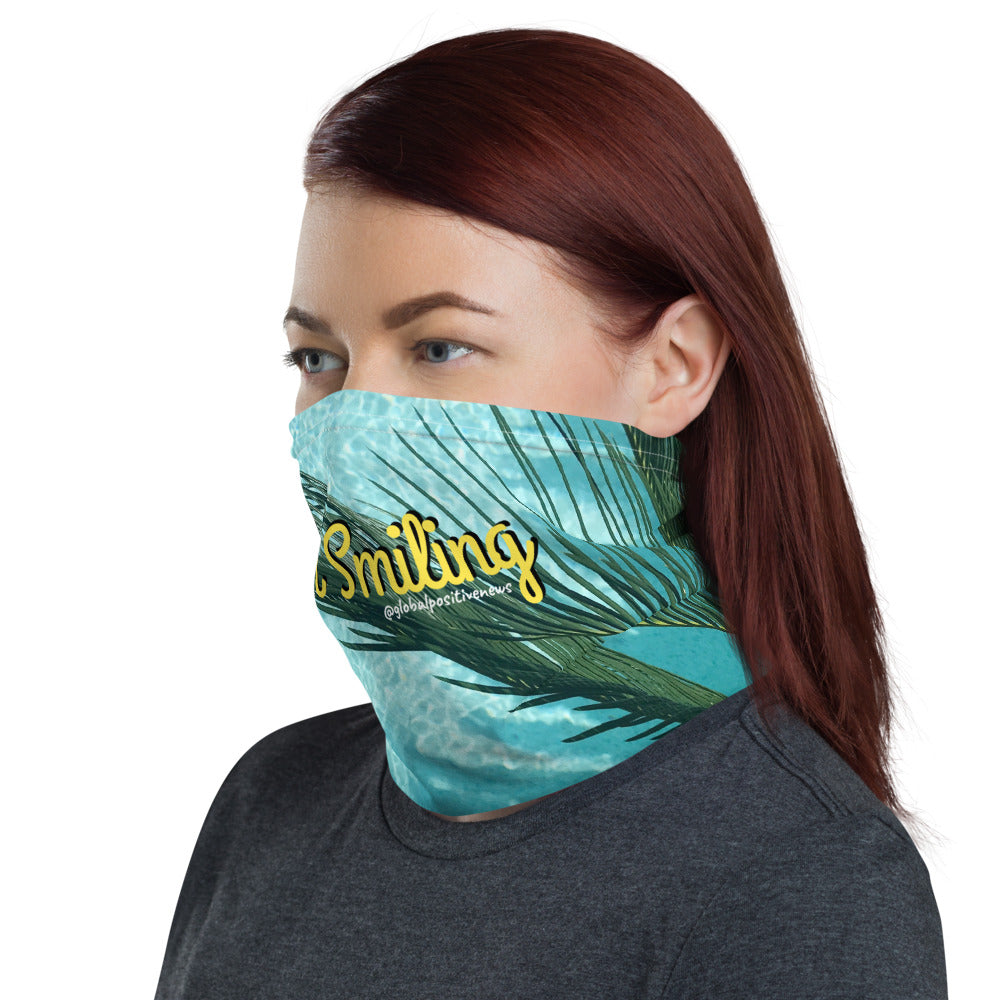 I'm Smiling on the Beach | Neck Gaiter